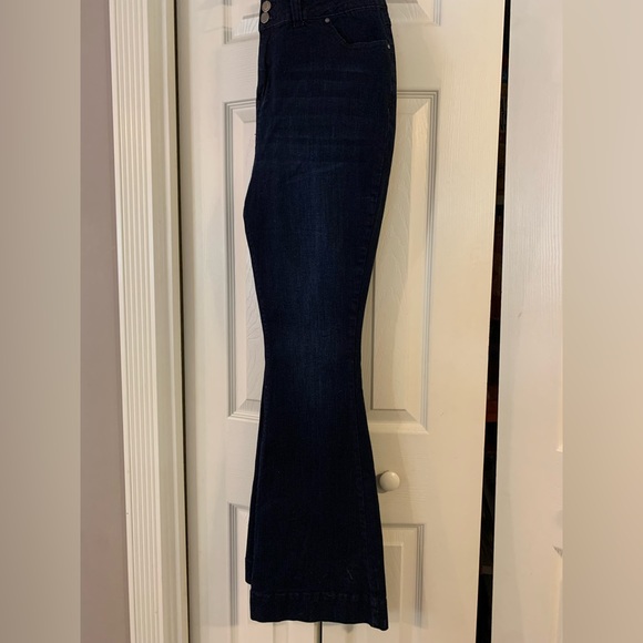 Amaryllis x Ashlee Nichols Flare Jeans size 14 - Picture 11 of 15
